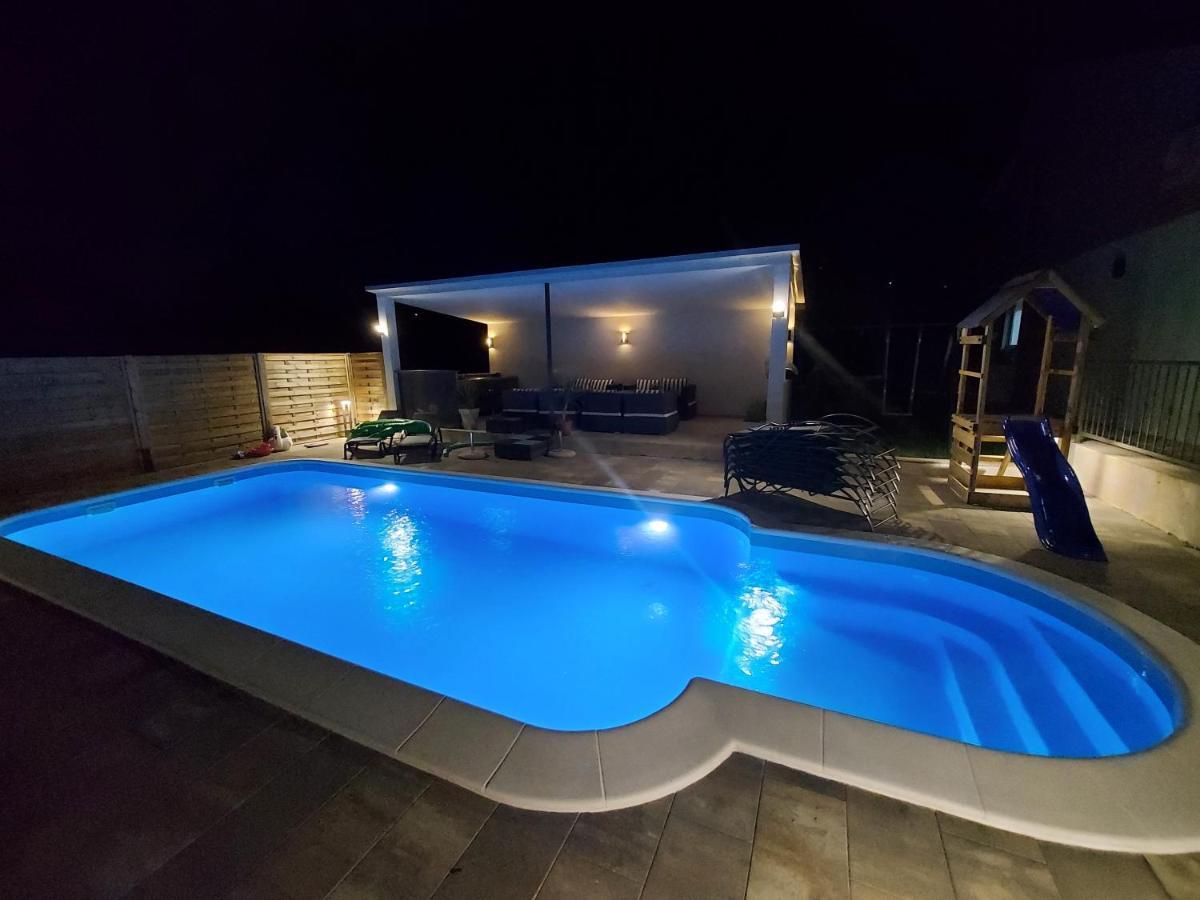 Holiday House Villa Bleu Korusce Dış mekan fotoğraf